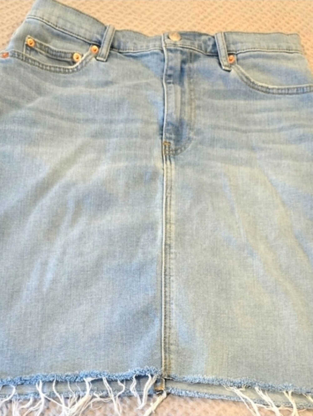 NWOT GAP Light Blue Denim Skirt with Contrast Topstitching, Waist Sz 30